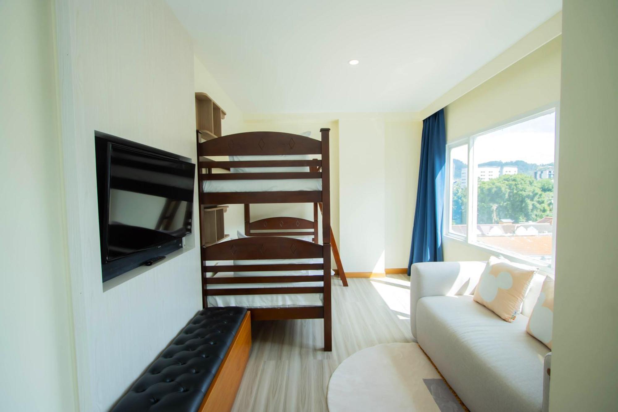 Family Suite Balcony