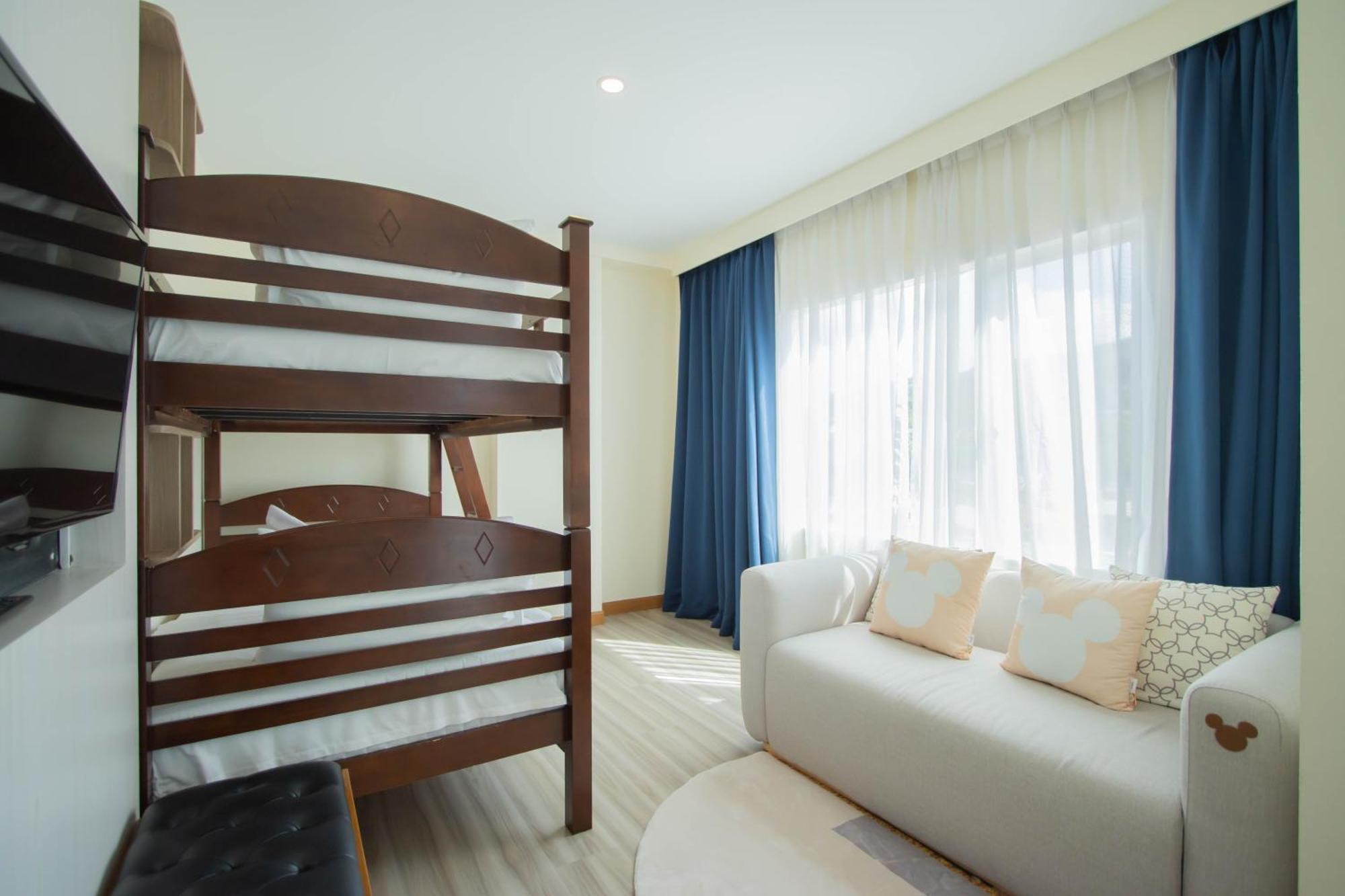 Family Suite Balcony