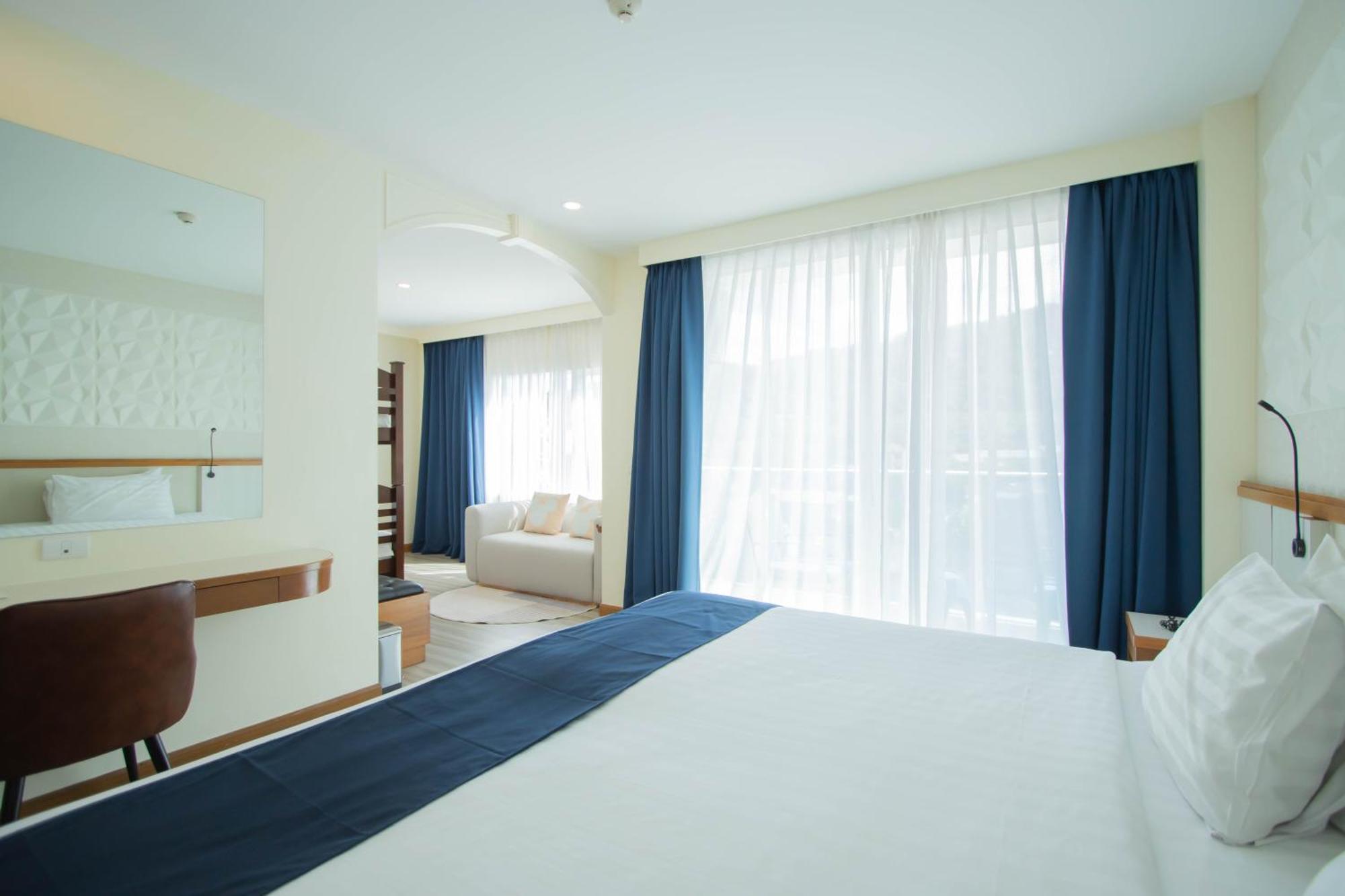 Family Suite Balcony